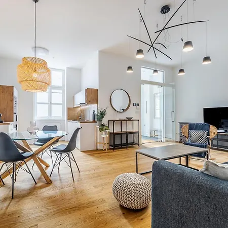 Elegant Apartments Located In The Centre Of Prague Exterior photo