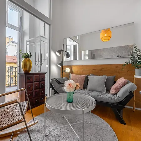 Elegant Apartments Located In The Centre Of Prague Exterior photo