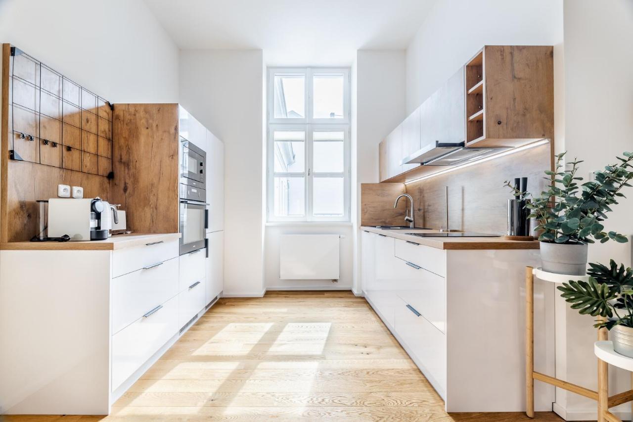 Elegant Located In The Centre Of * Praha
